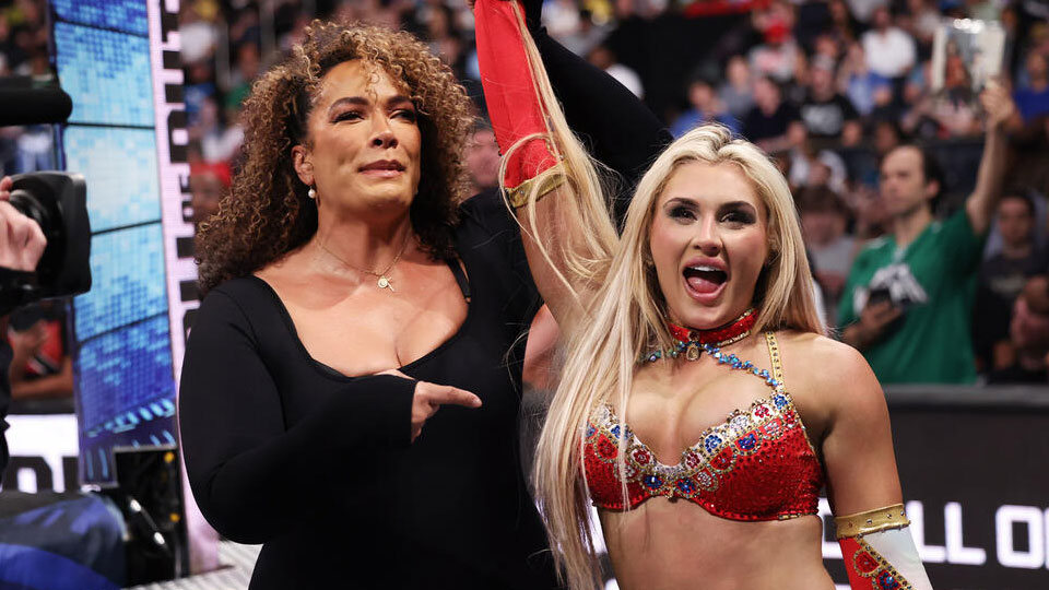 WWE Satisfeita Parceria Entre Nia Jax E Tiffany Stratton