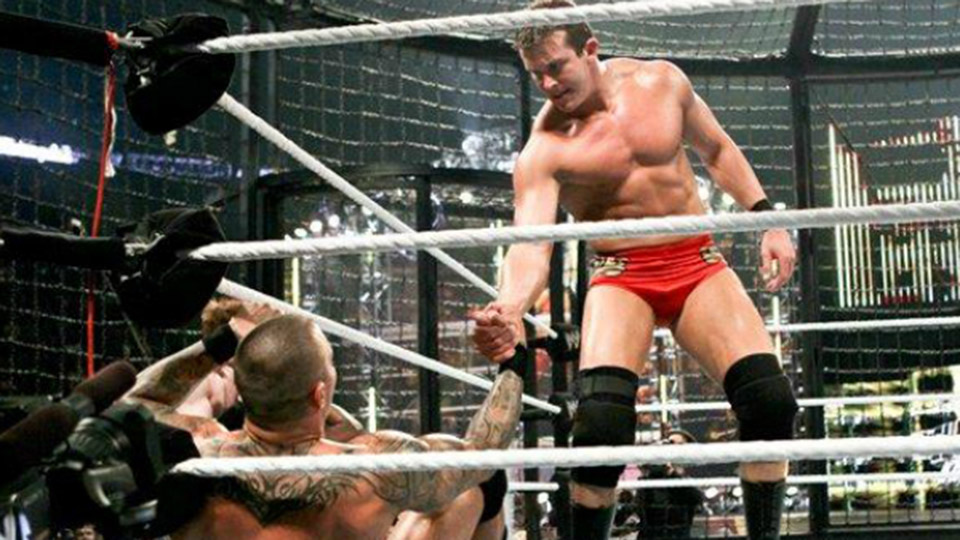 Os 10 momentos mais chocantes do WWE Elimination Chamber (Parte 1)