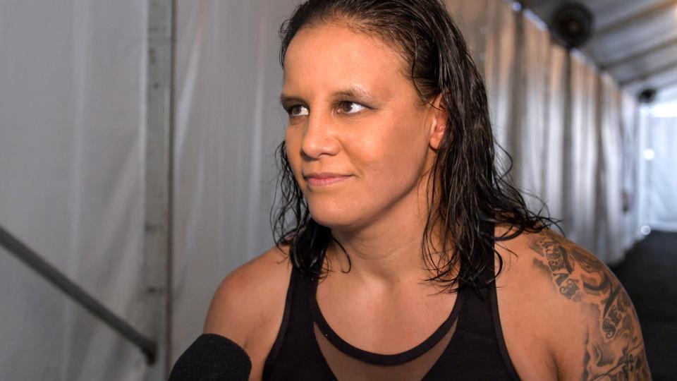 Raw 36. Shayna Baszler. Shayna вокал. Shayna Baszler Spade logo. Shayna Baszler smile nomakeup.