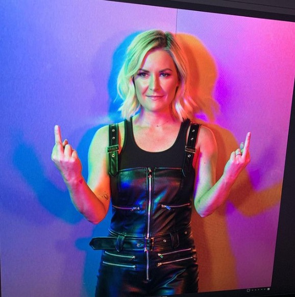 As 20 melhores fotos da Renee Young no Instagram