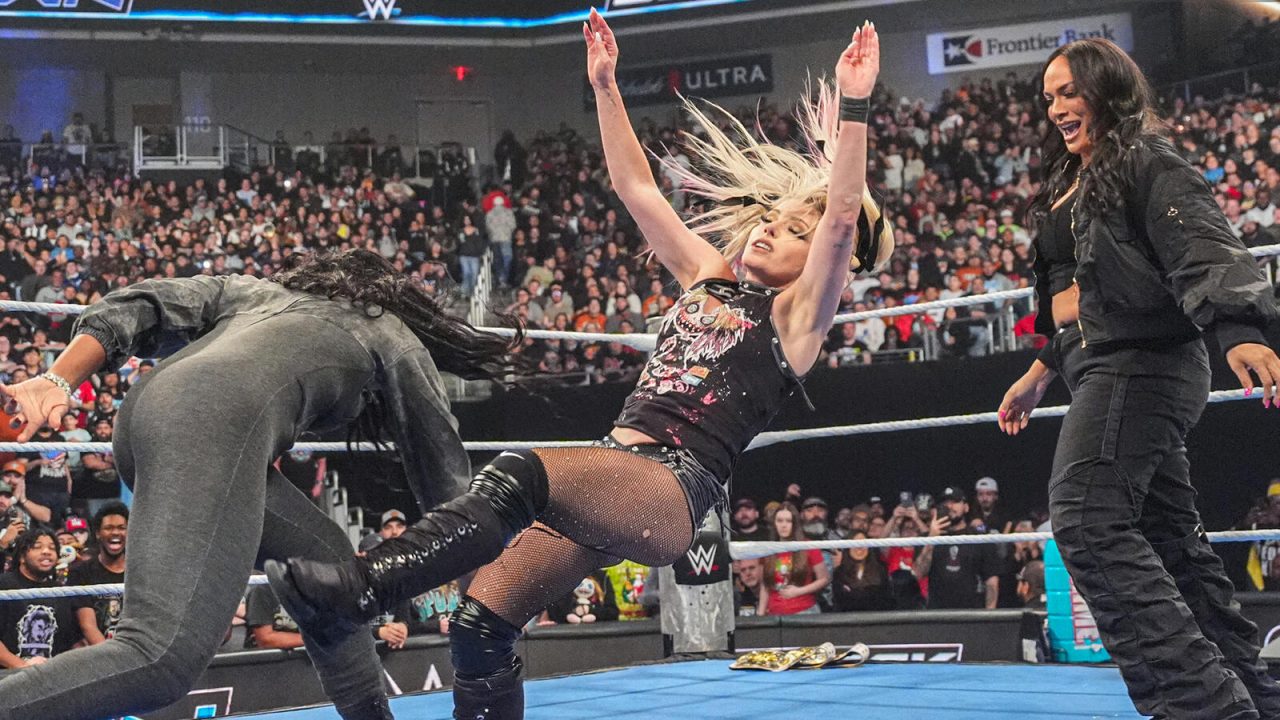 Mixed Tag Team Match em destaque no SmackDown